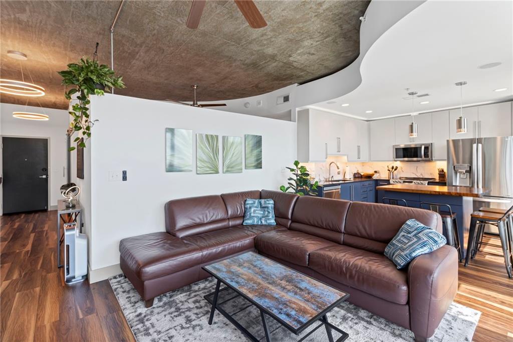 860 Peachtree Street NE Unit 1712