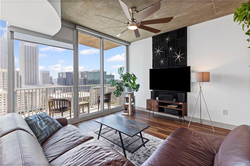 860 Peachtree Street NE Unit 1712