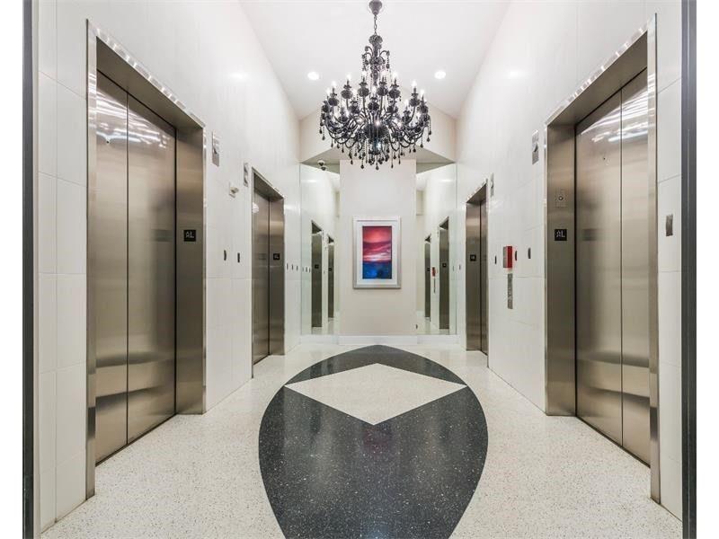 860 Peachtree Street NE Unit 1712
