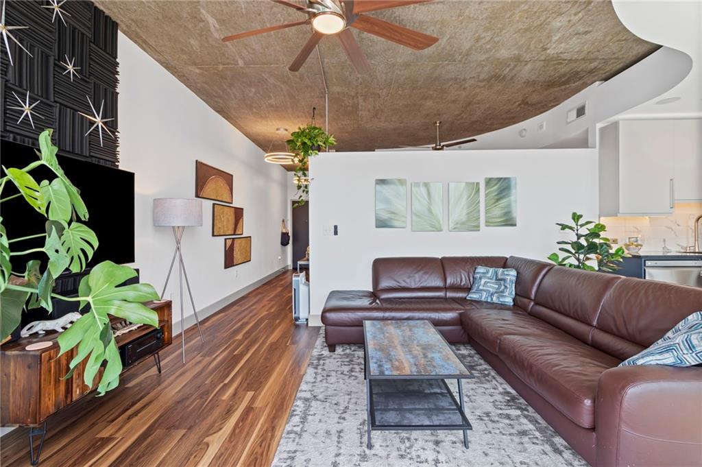 860 Peachtree Street NE Unit 1712