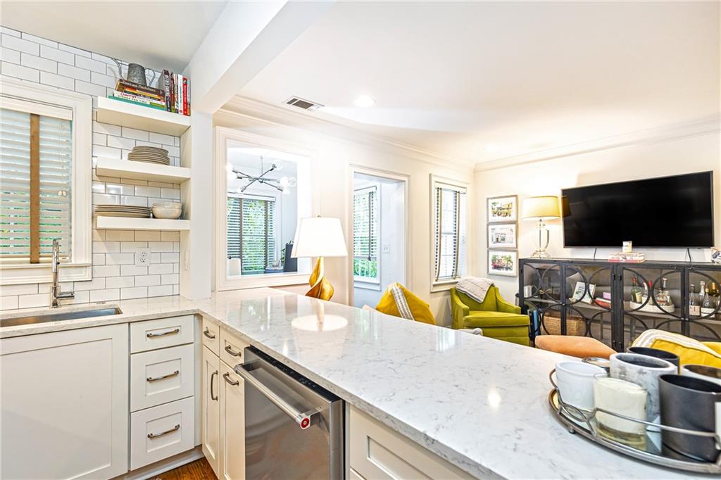 35 Sheridan Drive NE Unit 7