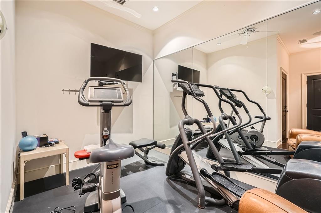 2440 Peachtree Road NW Unit 9