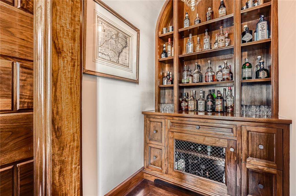 2440 Peachtree Road NW Unit 9