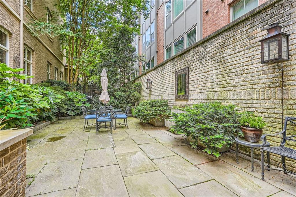 2440 Peachtree Road NW Unit 9