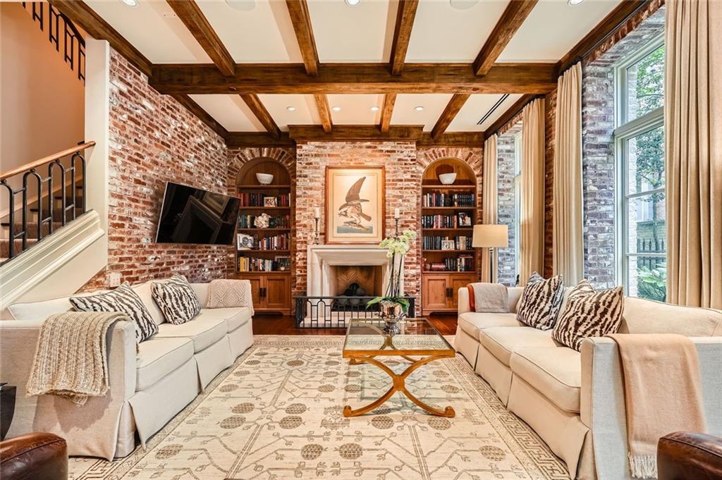 2440 Peachtree Road NW Unit 9