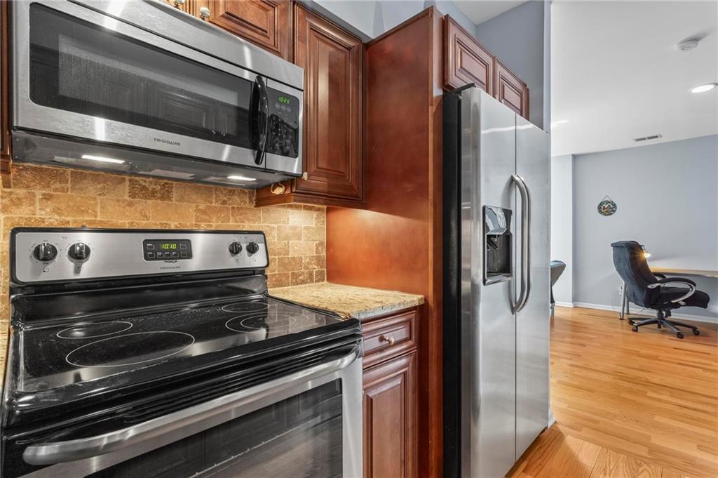 1421 Peachtree Street NE Unit 304