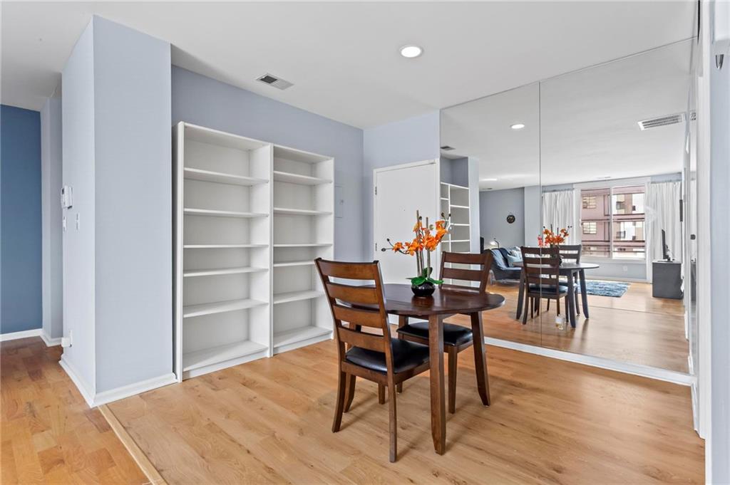 1421 Peachtree Street NE Unit 304