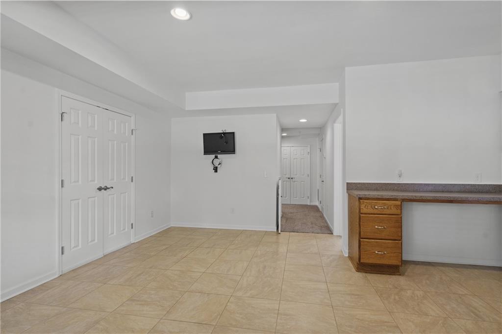 5170 EDGERTON Drive