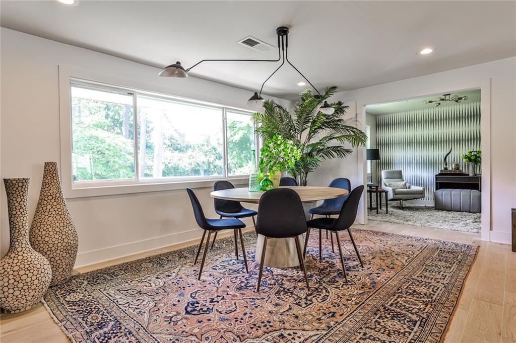 2568 Laurelwood Road
