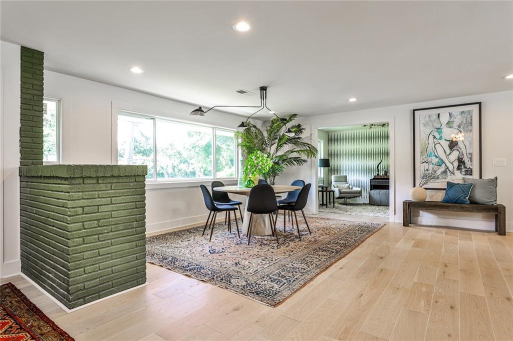 2568 Laurelwood Road