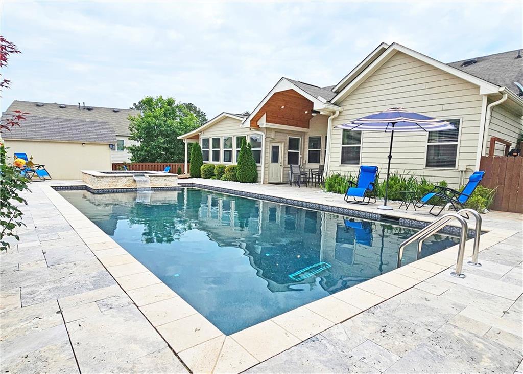 4024 Broadmoor Court SW