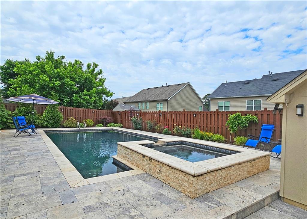 4024 Broadmoor Court SW