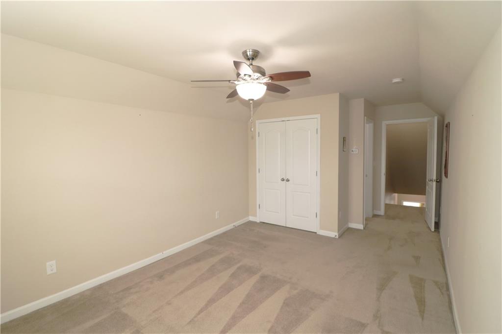 4024 Broadmoor Court SW