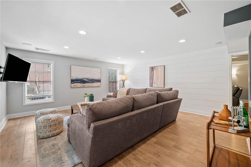 111 Jeffrey Place