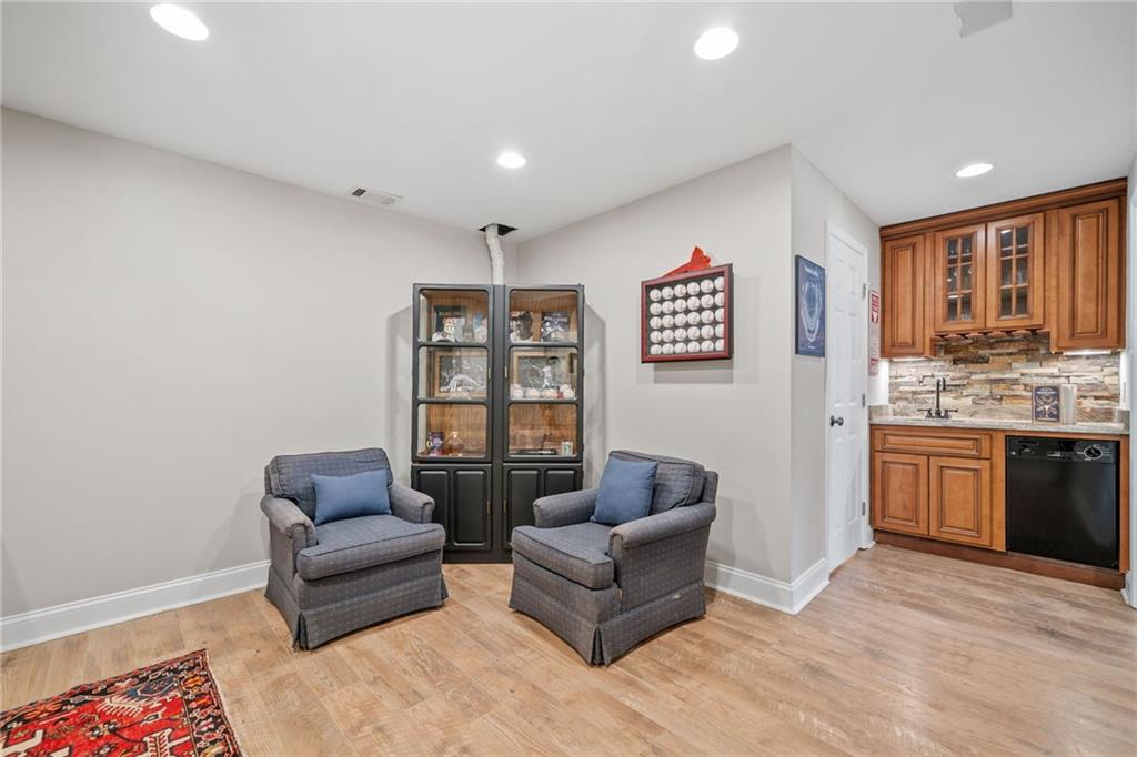 111 Jeffrey Place