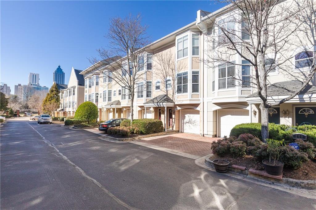 375 Highland Avenue NE Unit 207