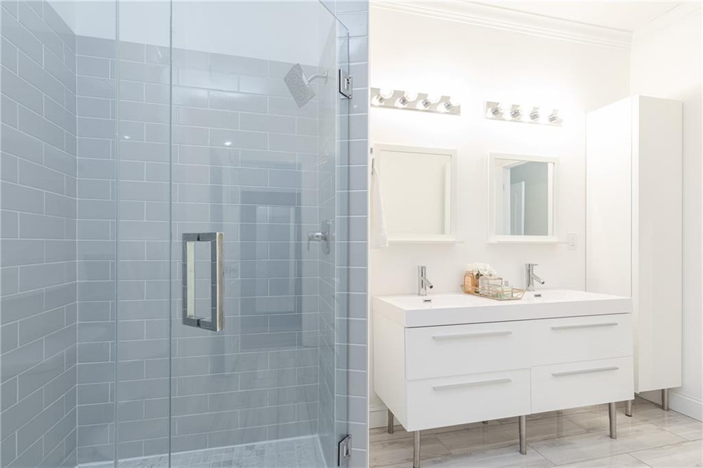 375 Highland Avenue NE Unit 207