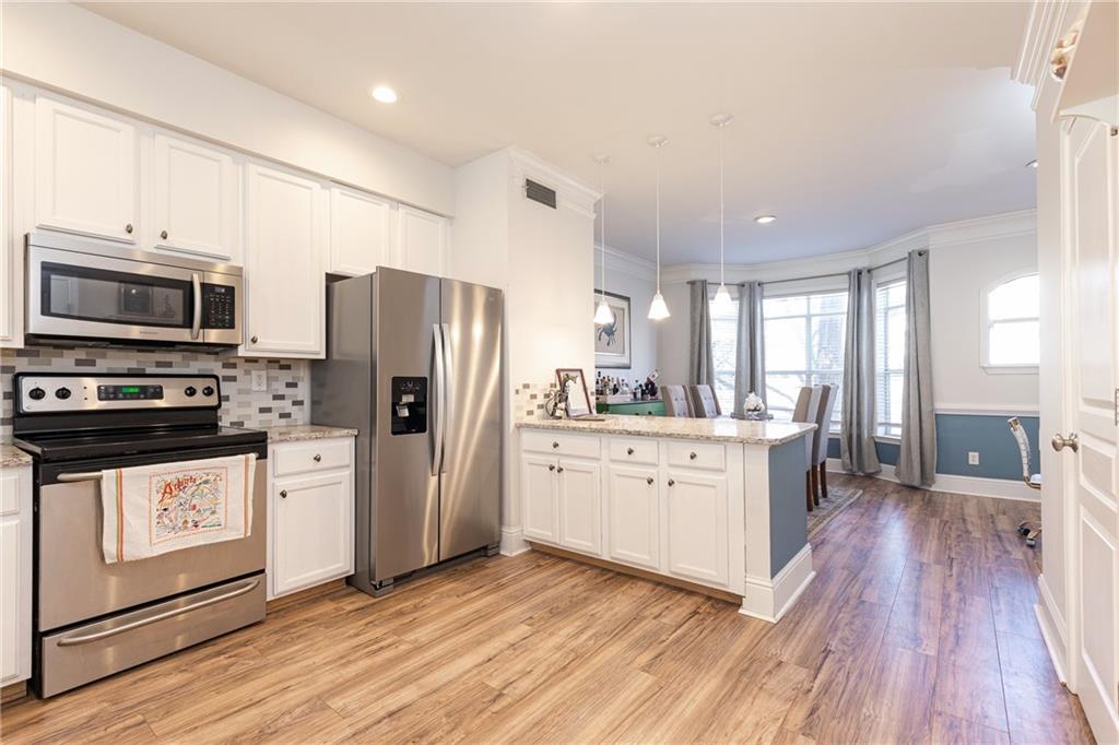 375 Highland Avenue NE Unit 207