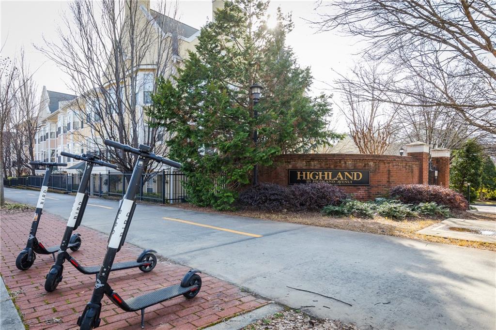 375 Highland Avenue NE Unit 207