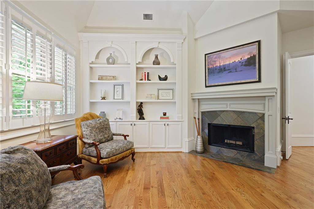 5119 Greythorne Lane
