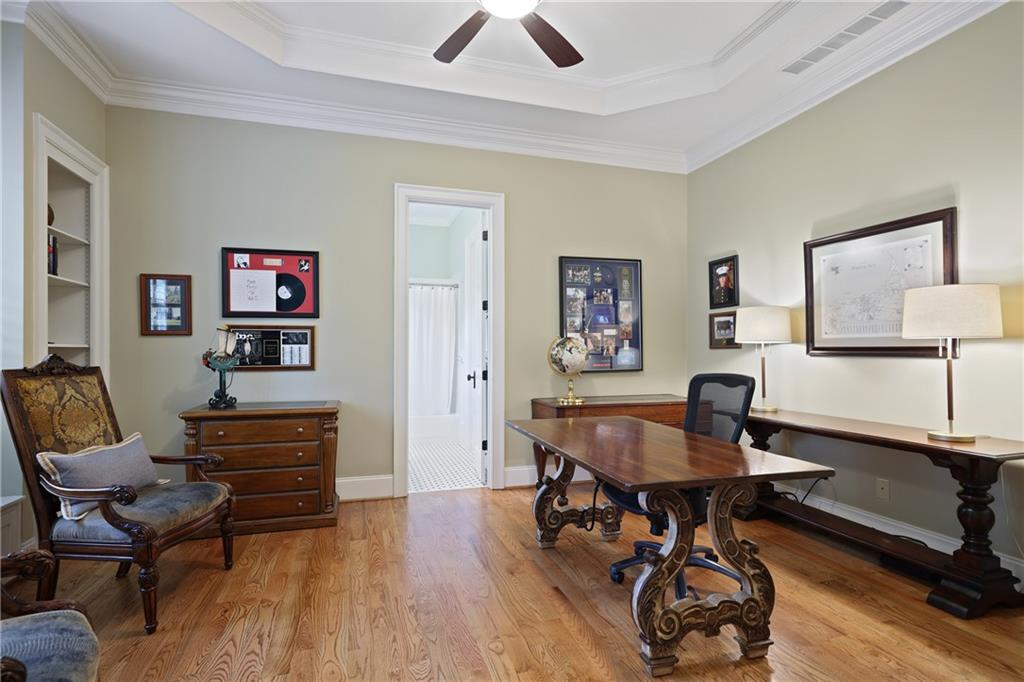 5119 Greythorne Lane