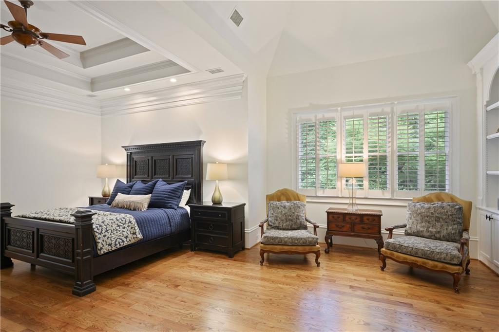 5119 Greythorne Lane