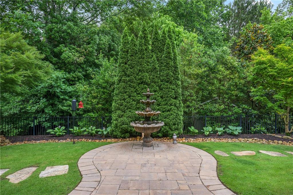 5119 Greythorne Lane