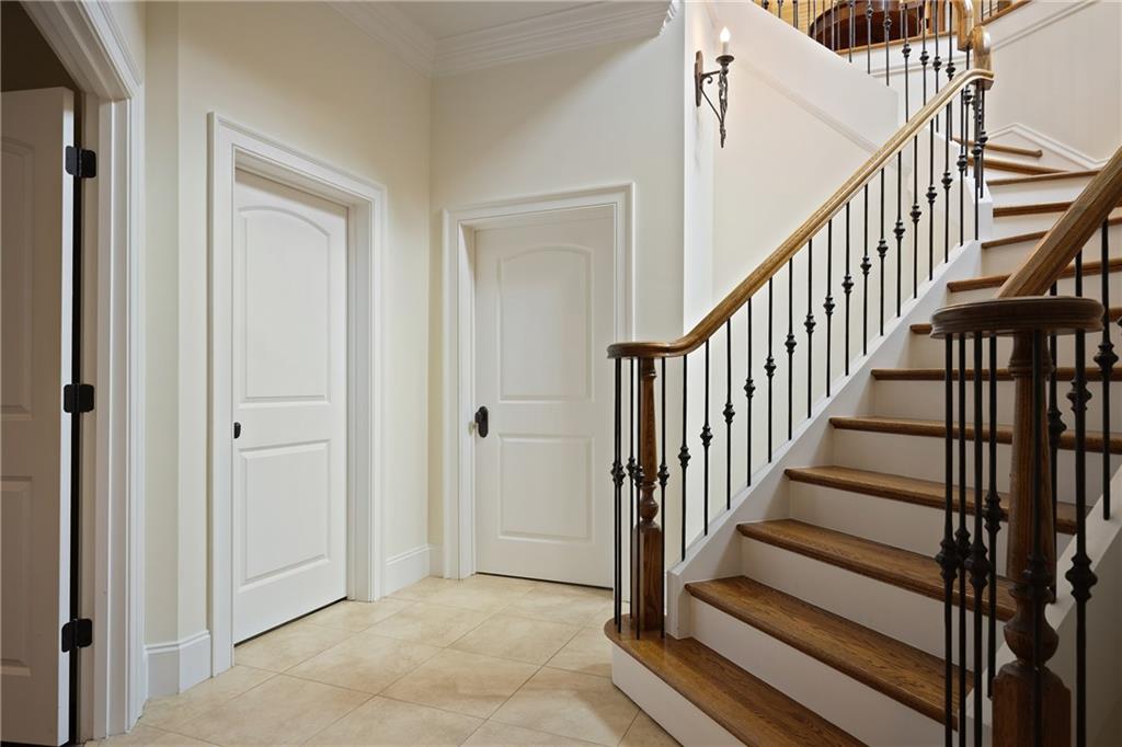 5119 Greythorne Lane