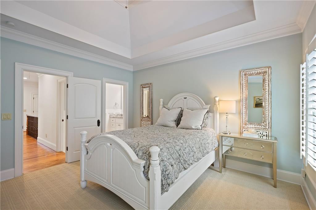 5119 Greythorne Lane
