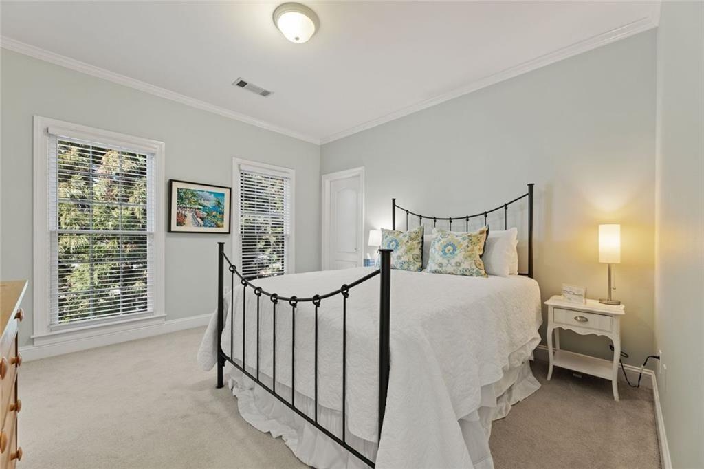 4298 Kingston Gate Cove