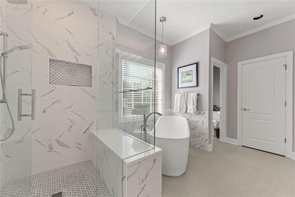 4298 Kingston Gate Cove