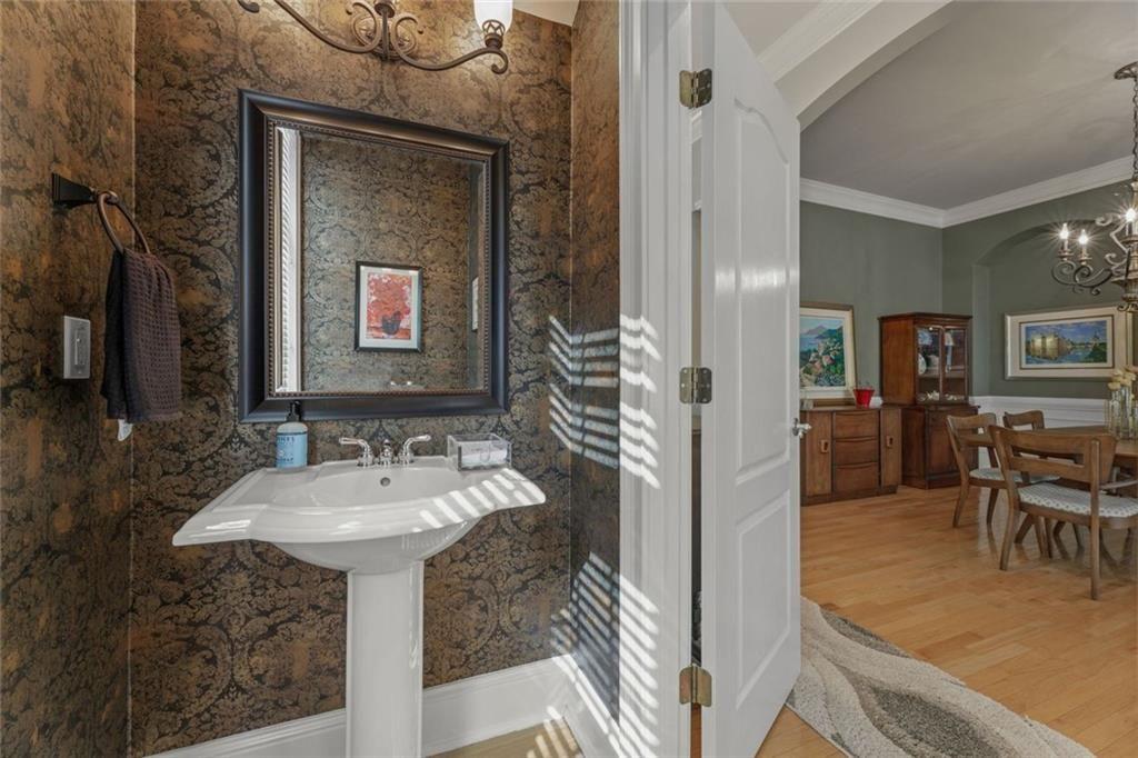 4298 Kingston Gate Cove
