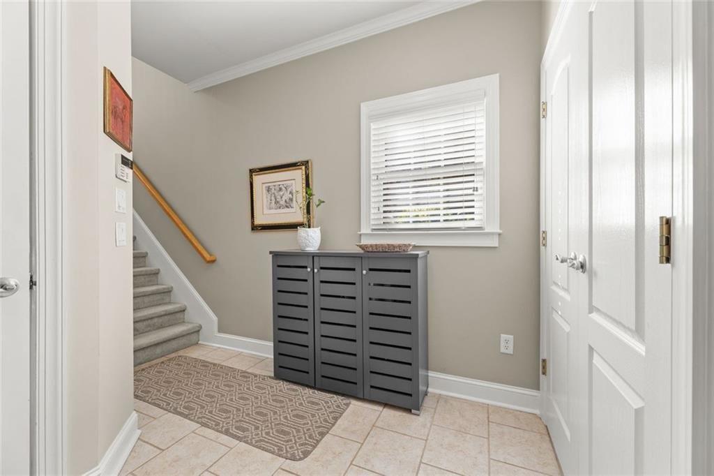4298 Kingston Gate Cove