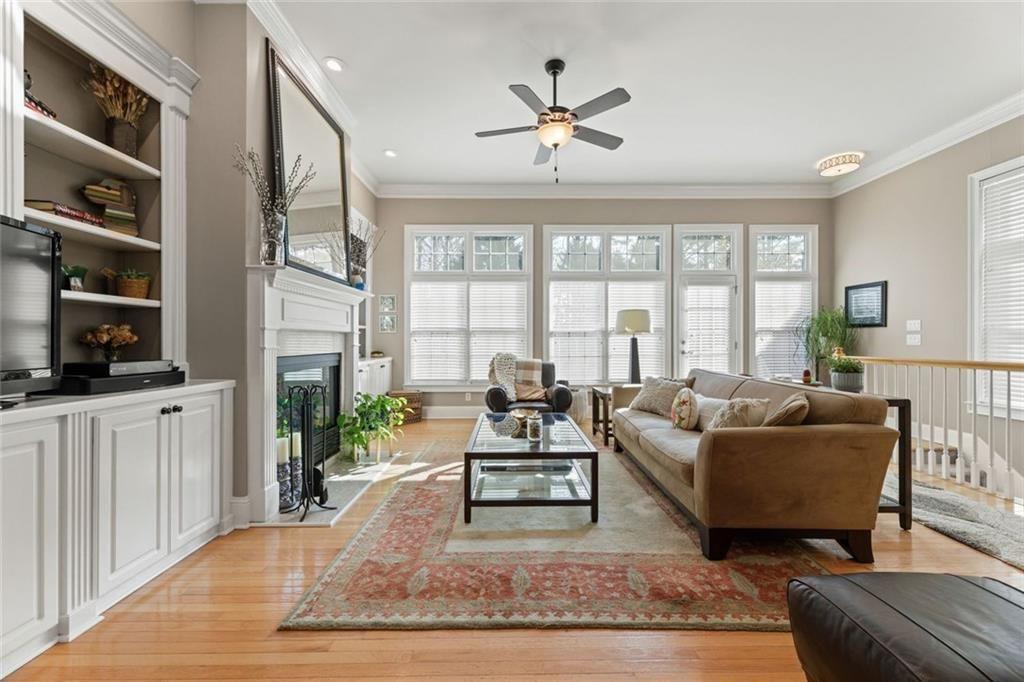 4298 Kingston Gate Cove
