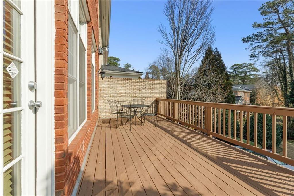 4298 Kingston Gate Cove