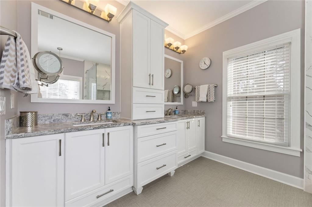 4298 Kingston Gate Cove