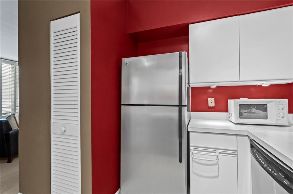 1421 Peachtree Street NE Unit 212