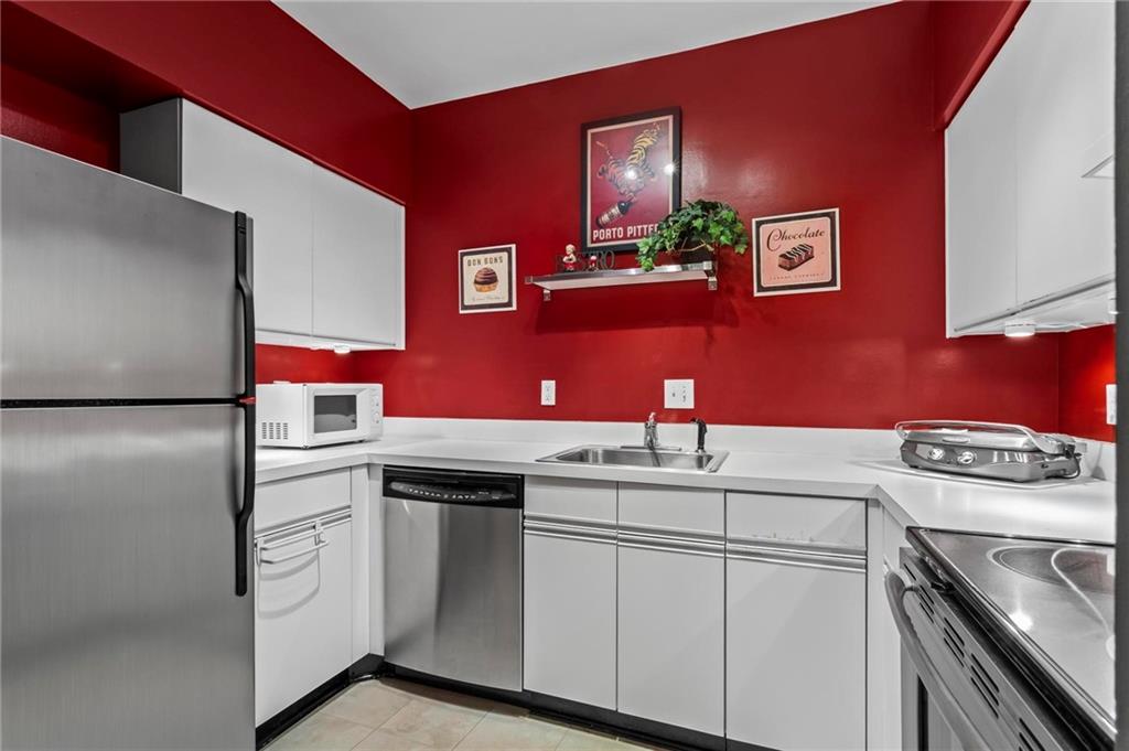 1421 Peachtree Street NE Unit 212