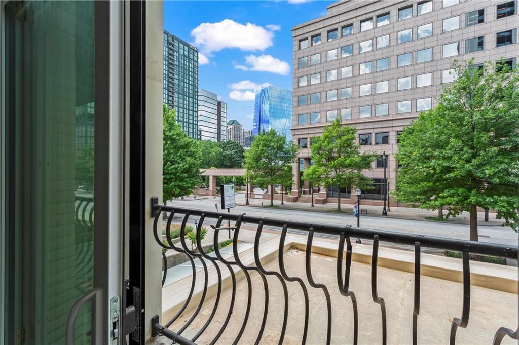 1421 Peachtree Street NE Unit 212