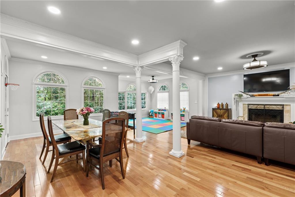 4648 Equestrian Way