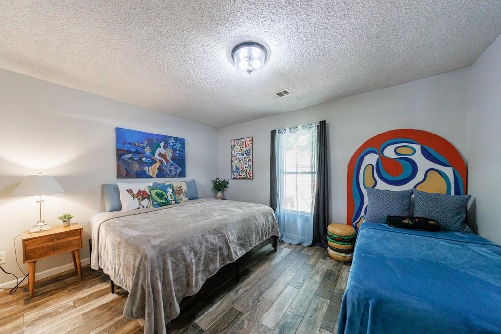 1915 Cooper Landing Drive SE
