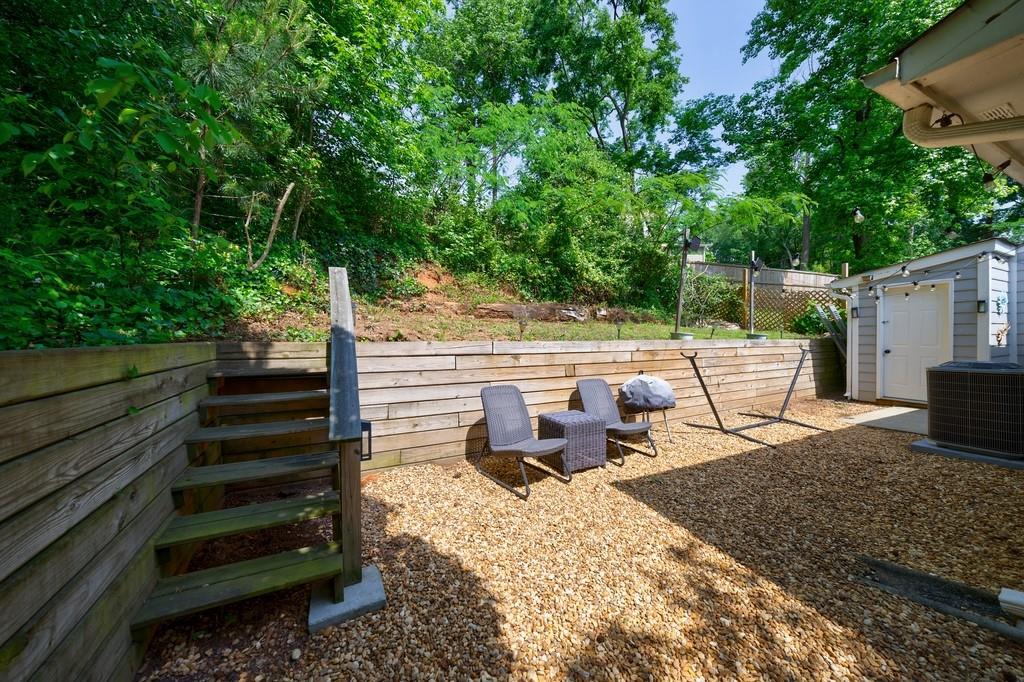 1915 Cooper Landing Drive SE