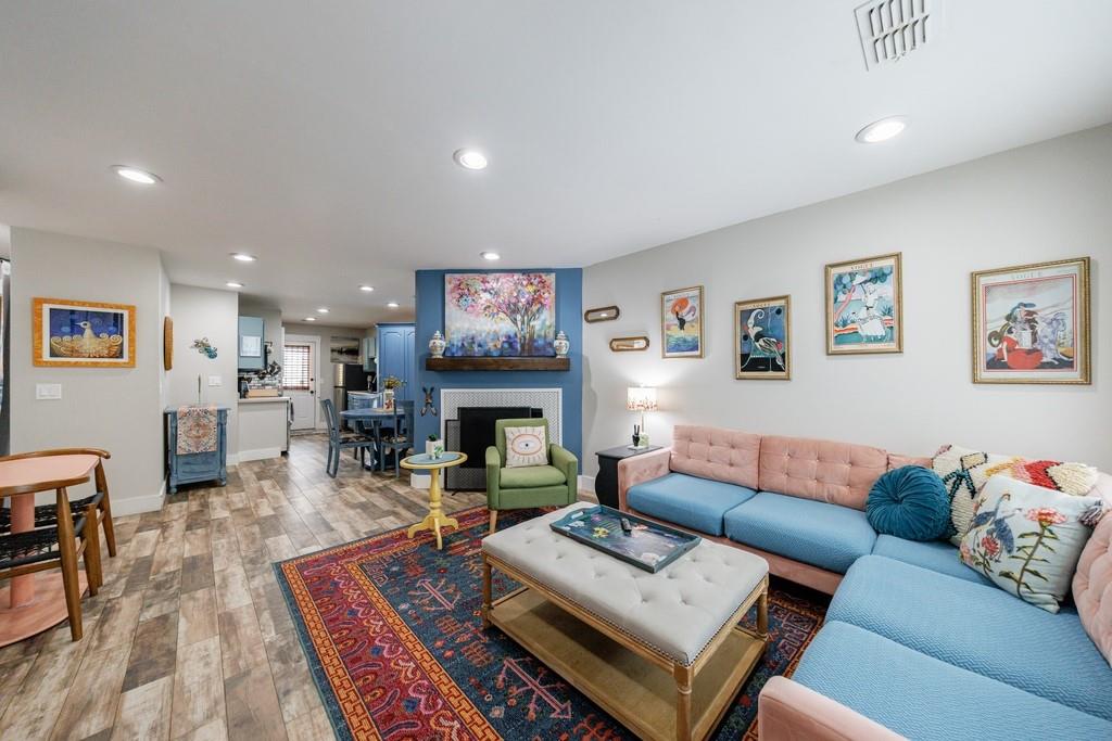 1915 Cooper Landing Drive SE