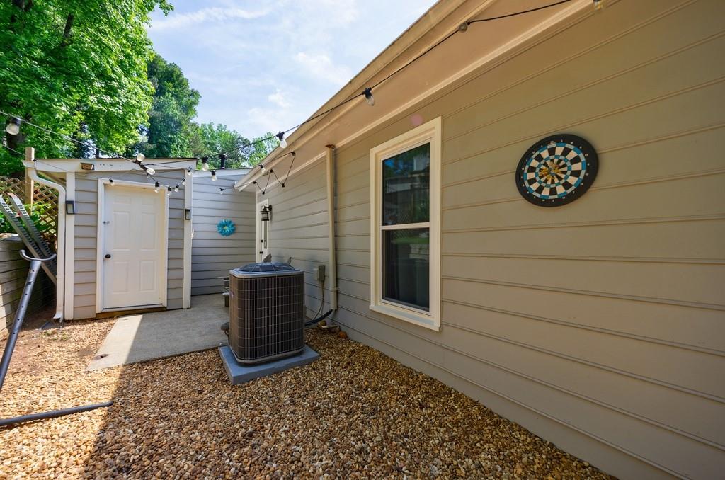 1915 Cooper Landing Drive SE