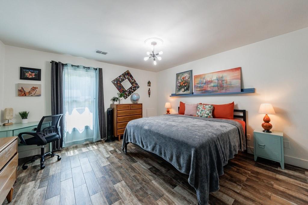 1915 Cooper Landing Drive SE