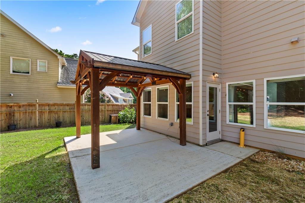 3415 Kenyon Creek Drive NW