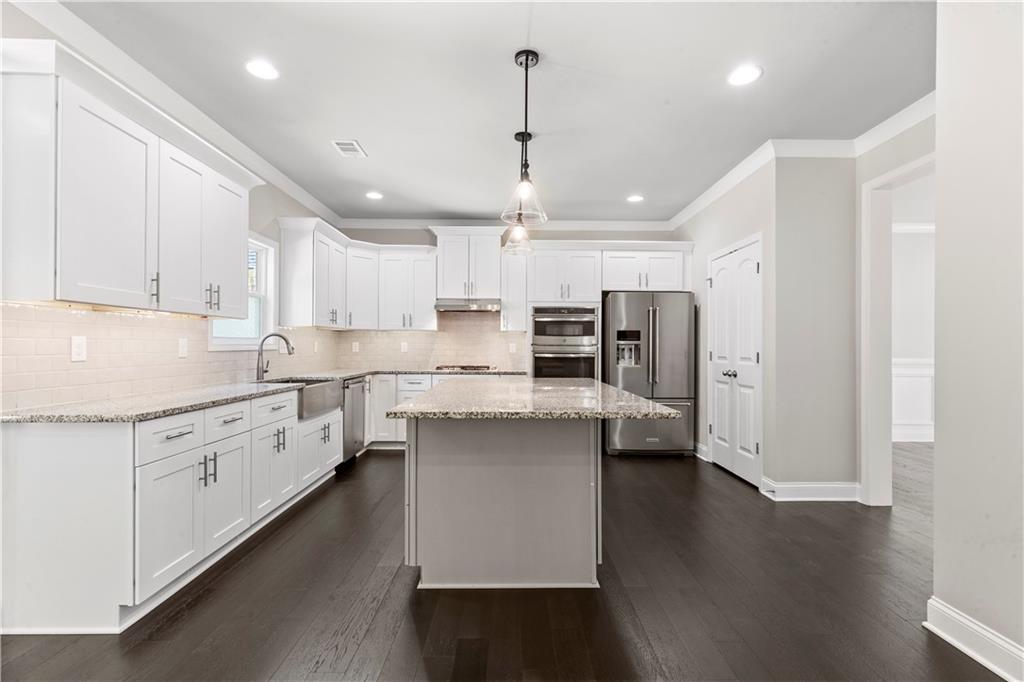 3415 Kenyon Creek Drive NW