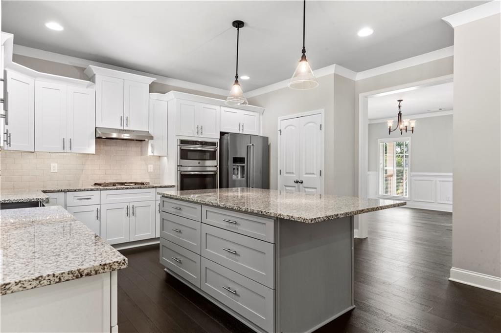 3415 Kenyon Creek Drive NW