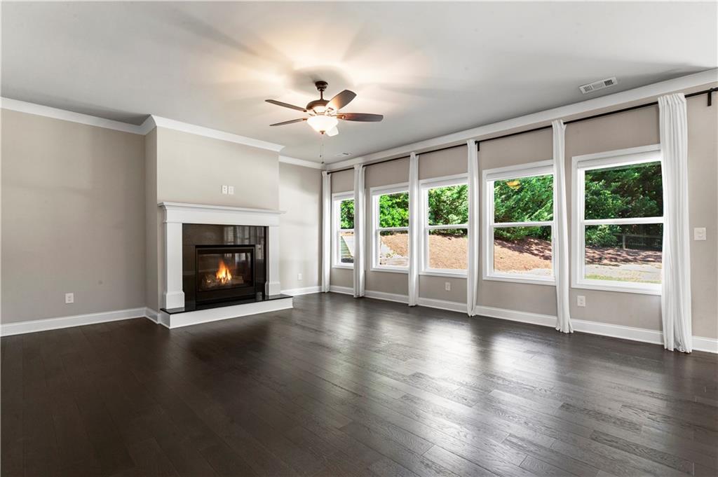 3415 Kenyon Creek Drive NW