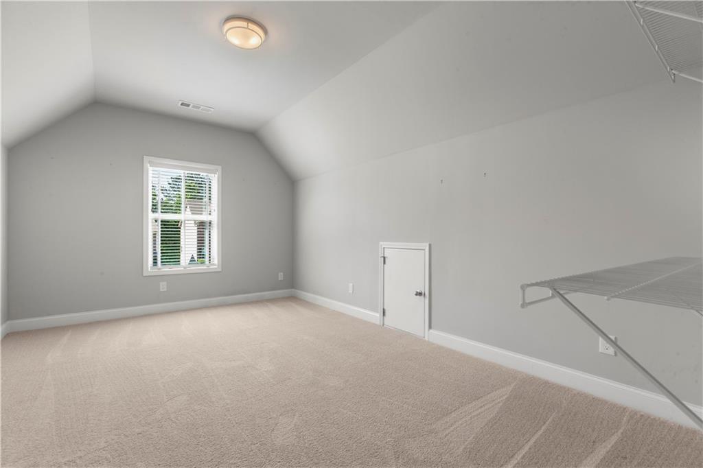 3415 Kenyon Creek Drive NW